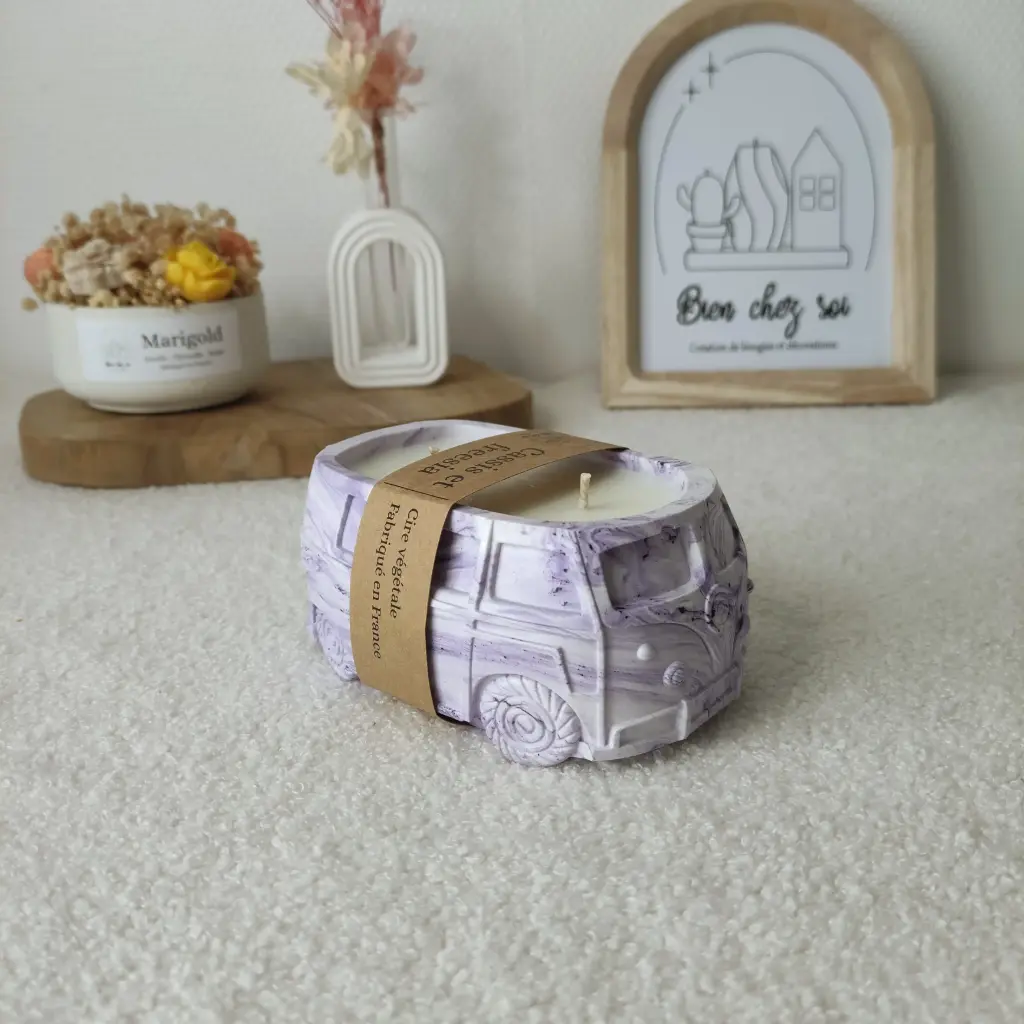 Bougie Van Cassis et freesia marbrée