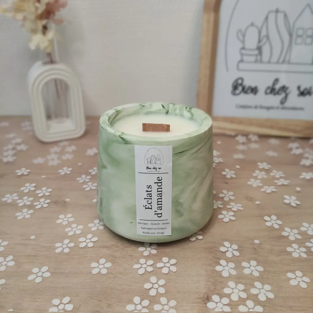 Bougie Éclats d'amande marbrée