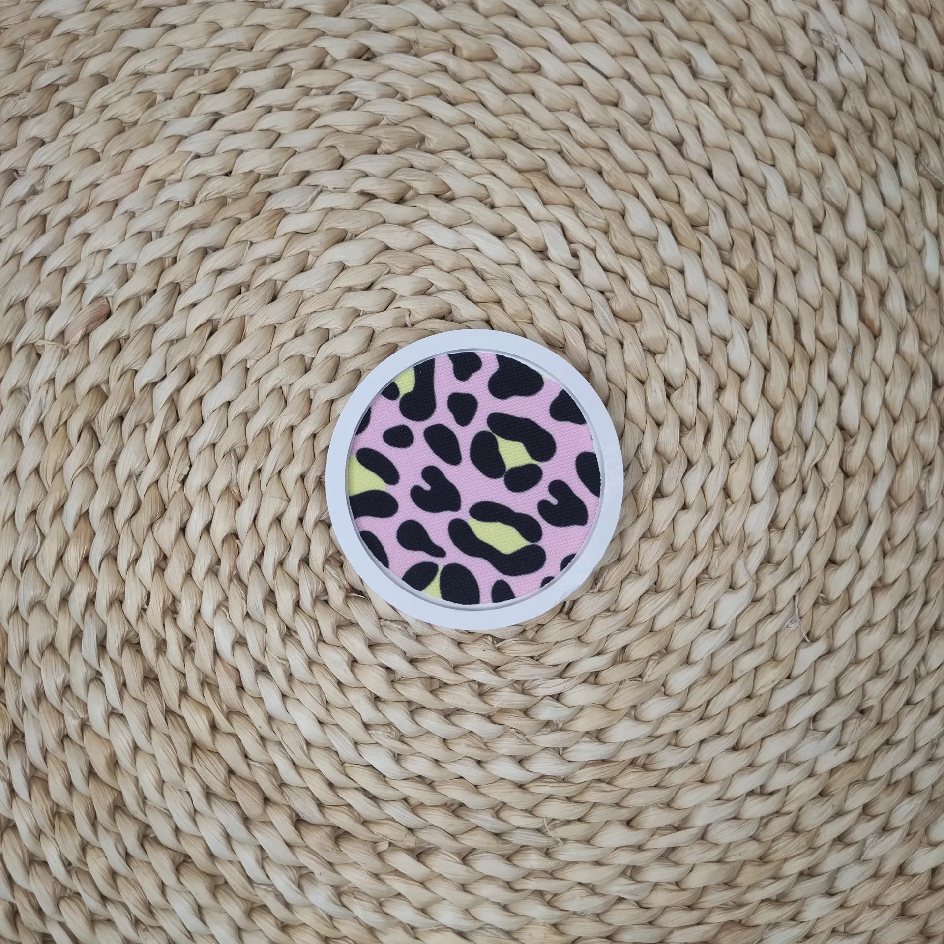 Vide poche Aëla léopard rose/jaune