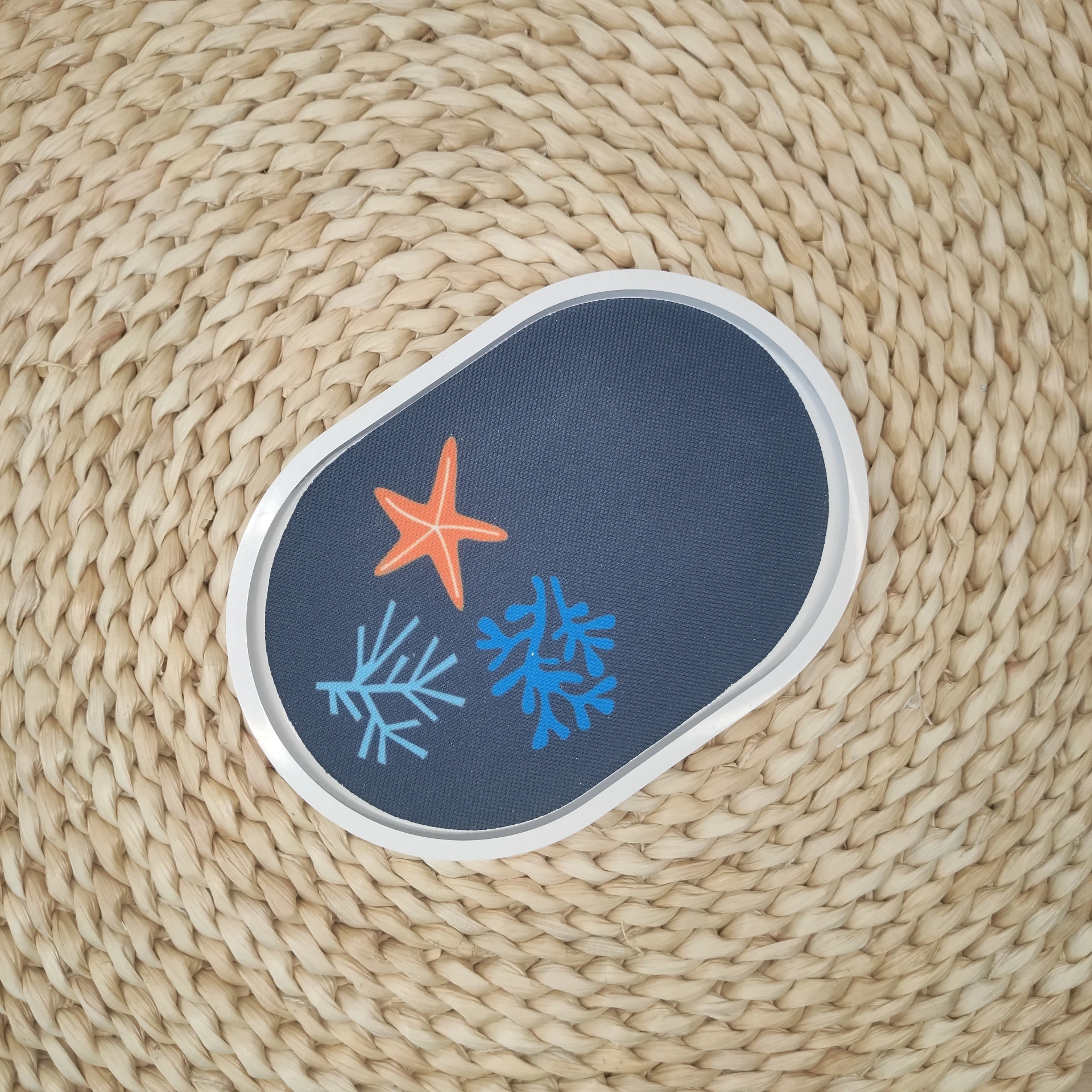 Vide poche Pullea bleu marine corail
