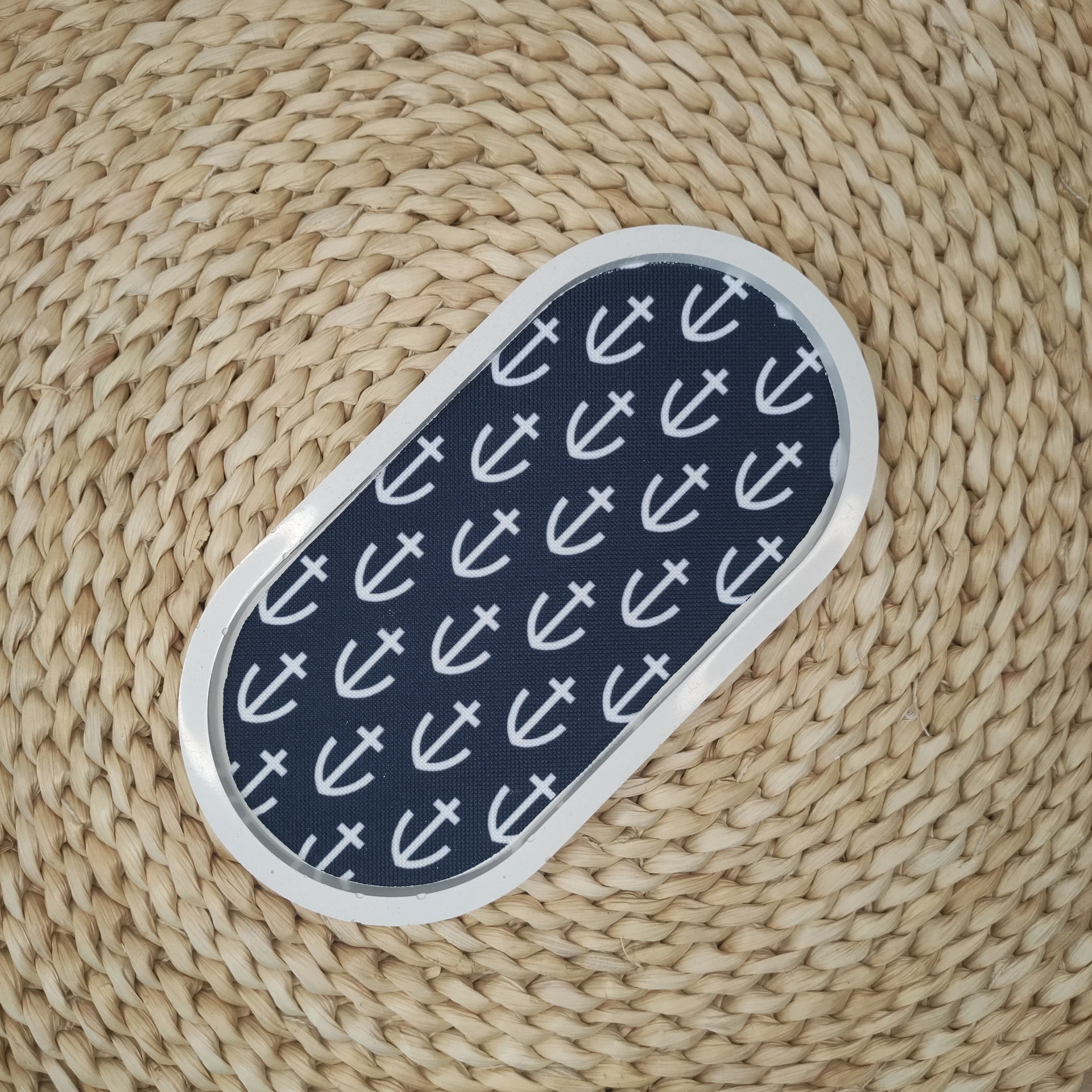 Vide poche Soikea bleu marine encres blanches